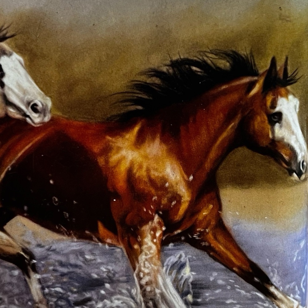 Hand painted vintage 9oz “wild horse” flask (signed) - Picture 8 of 9
